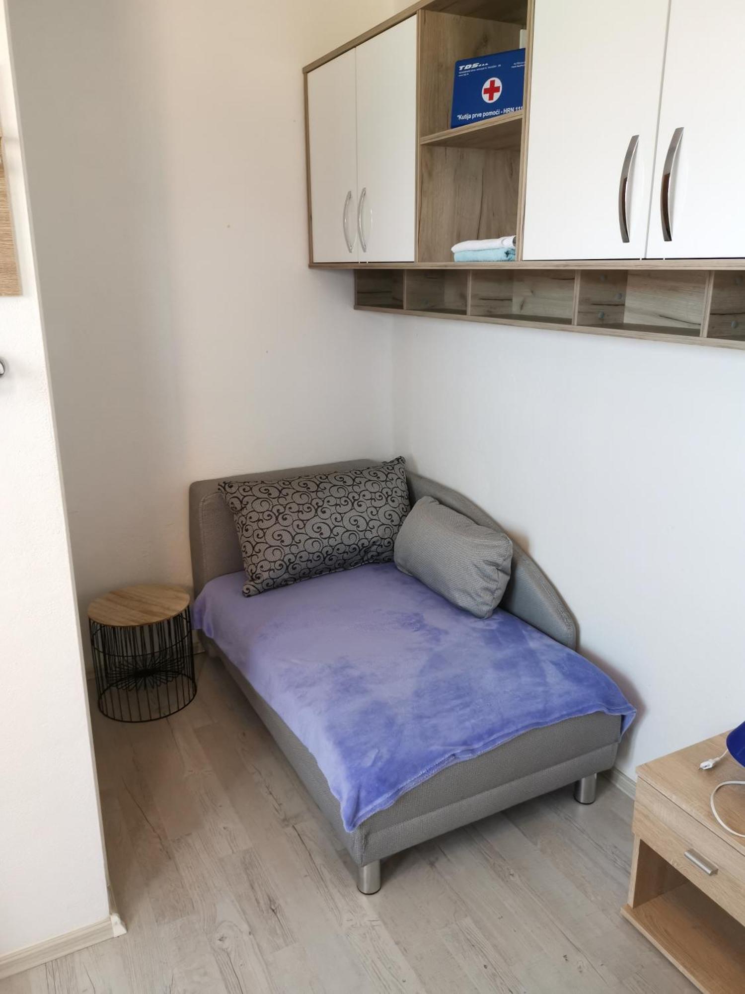 Marinovi Dvori Apartment Slatine Exterior foto